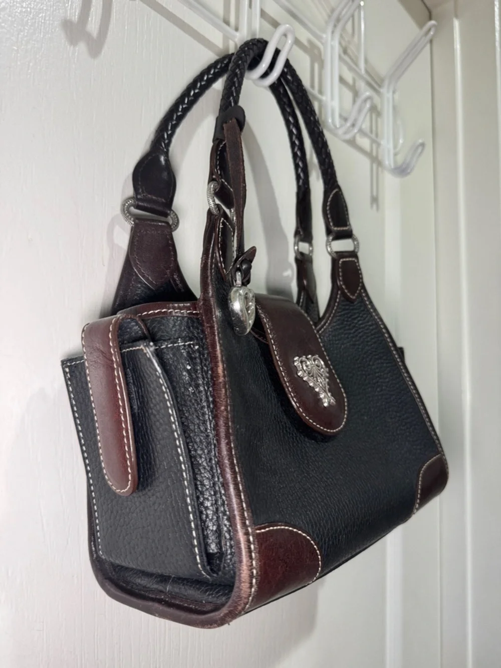 BRIGHTON Cheryl H30549 Black Brown Leather Small Handbag EUC KL $200